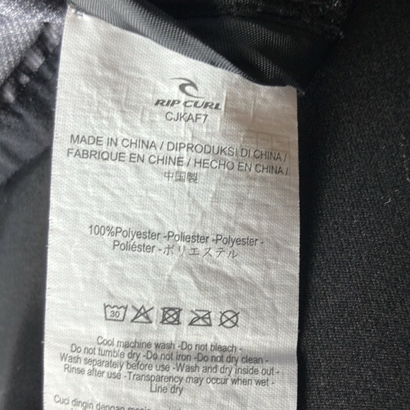Ripcurl Anti series windbreaker - Picture 5 of 8